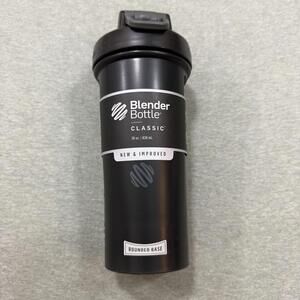Blender Bottle Classic V2 28 oz Shaker Bottle Black NEW